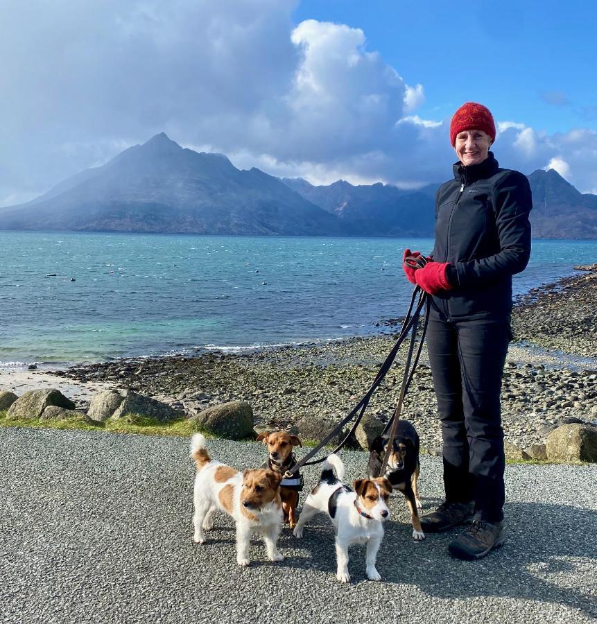 Tigh Mairi At Mary'S Thatched Cottages Elgol Extérieur photo